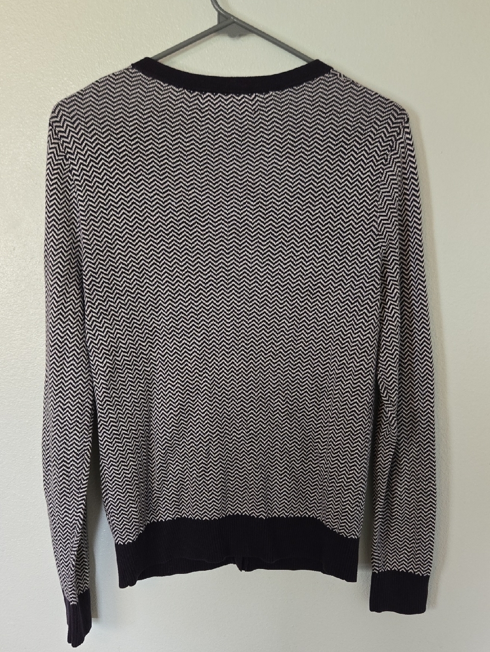 The Outfitters By Land End | Navy Chevron Cotton Button Cardigan Sweater Size S - Picture 3 of 9